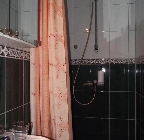 پانسیون Helene Villa