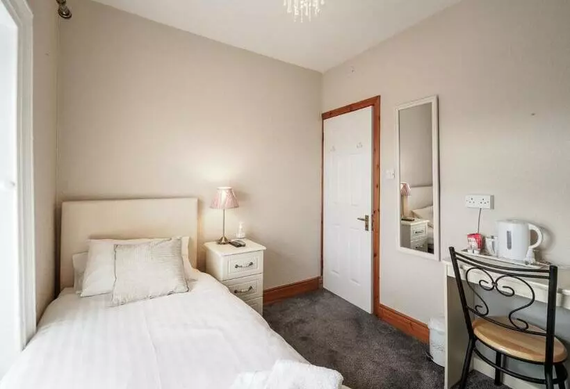 ペンション Mccarthy S B&b