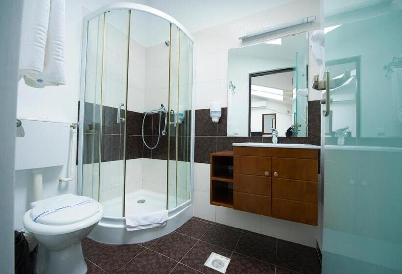 膳宿费 Steaua Apelor Family Resort