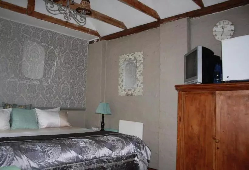 A Garden Suite B&b