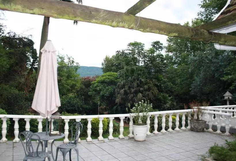 A Garden Suite B&b