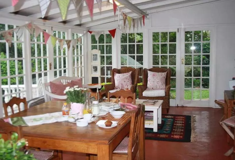 A Garden Suite B&b