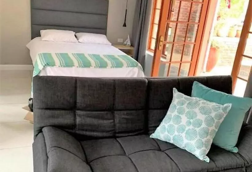 تختخواب و صبحانه Green Pastures Guesthouse
