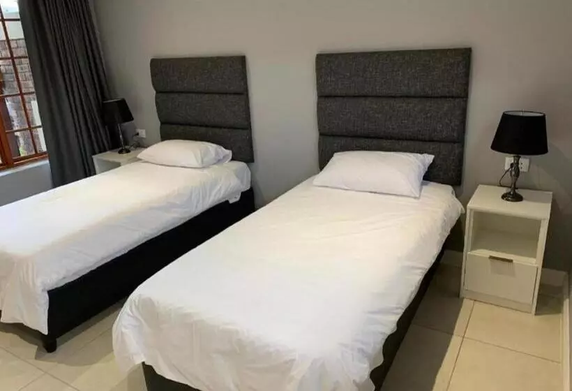تختخواب و صبحانه Green Pastures Guesthouse