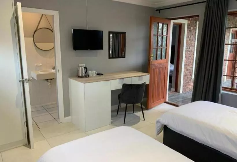 تختخواب و صبحانه Green Pastures Guesthouse