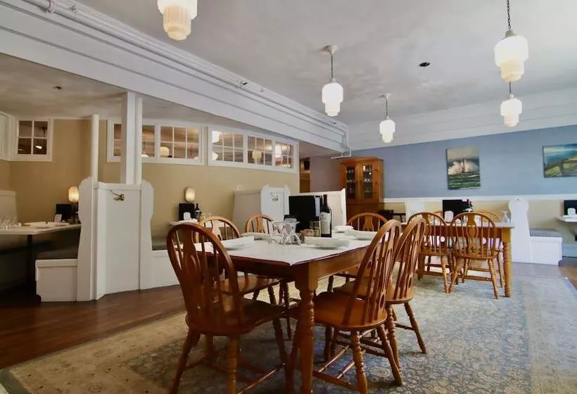 Hostelli Frankfort & Restaurant