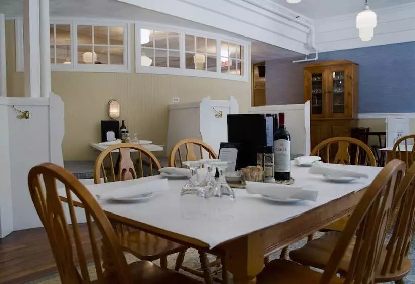 Hostelli Frankfort & Restaurant