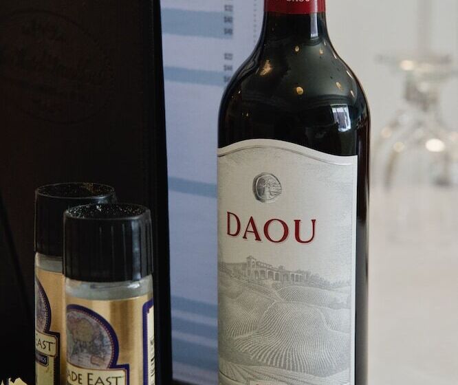 פונדק Frankfort & Restaurant