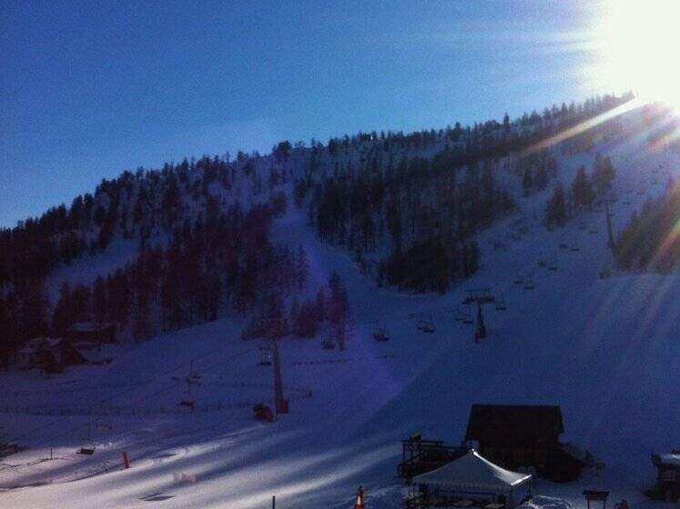 فندق Baita Della Luna