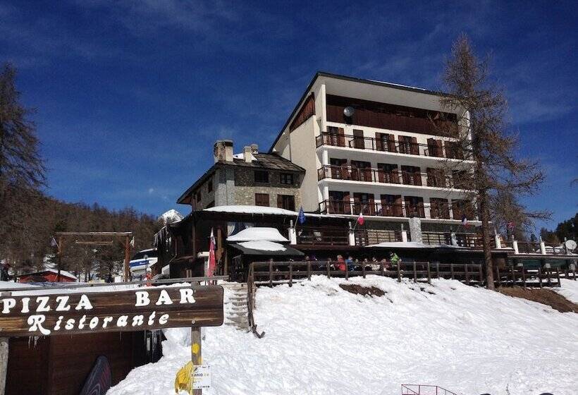 فندق Baita Della Luna