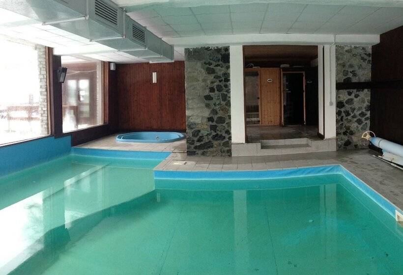 فندق Baita Della Luna