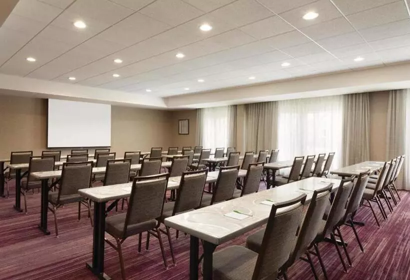 هتل Courtyard By Marriott El Paso East/i 10