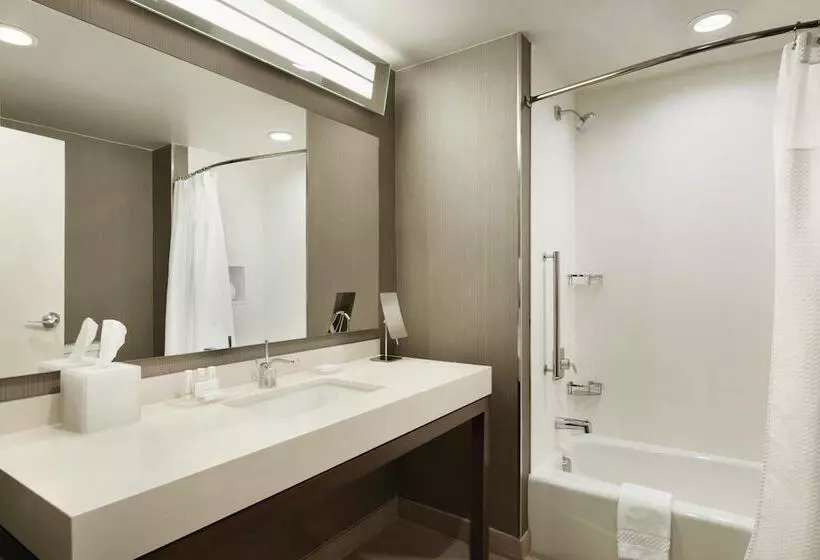 هتل Courtyard By Marriott El Paso East/i 10