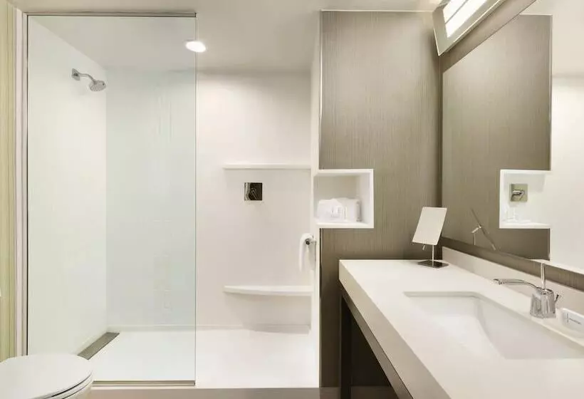 هتل Courtyard By Marriott El Paso East/i 10