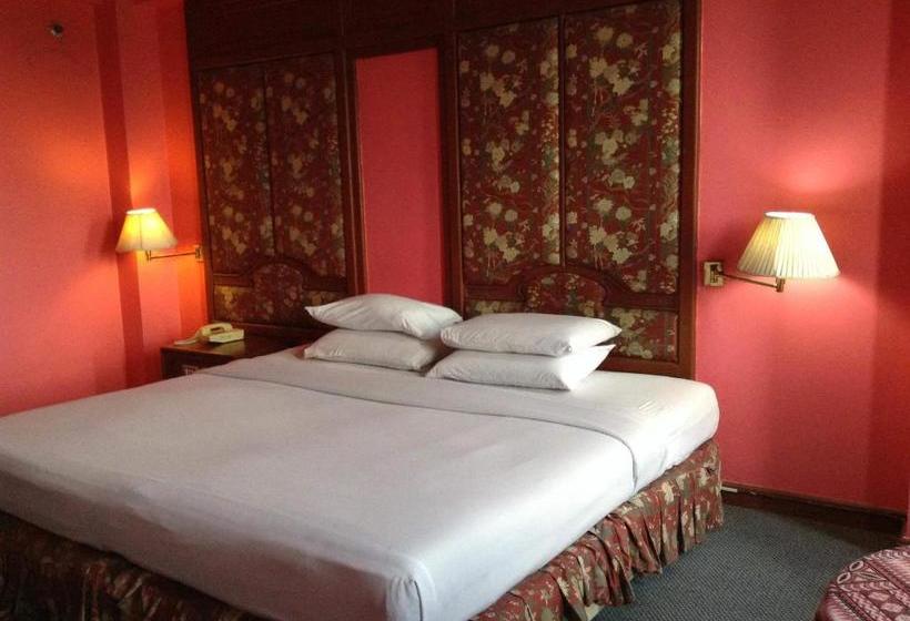 Отель Diamond River Ping Petchngam