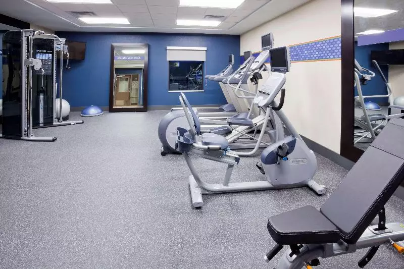 ホテル Hampton Inn Spicer Green Lake