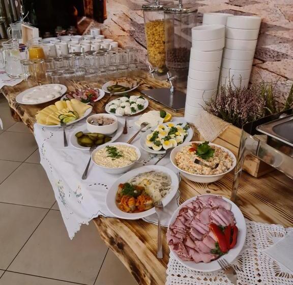 בית מלון כפרי Salis Resort