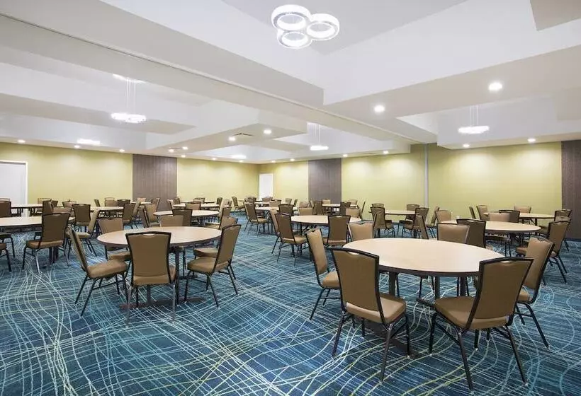 ホテル Springhill Suites By Marriott Murray