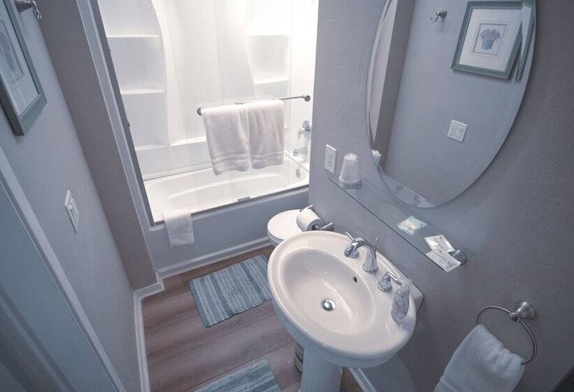 酒店 Tucker Peak Lodge