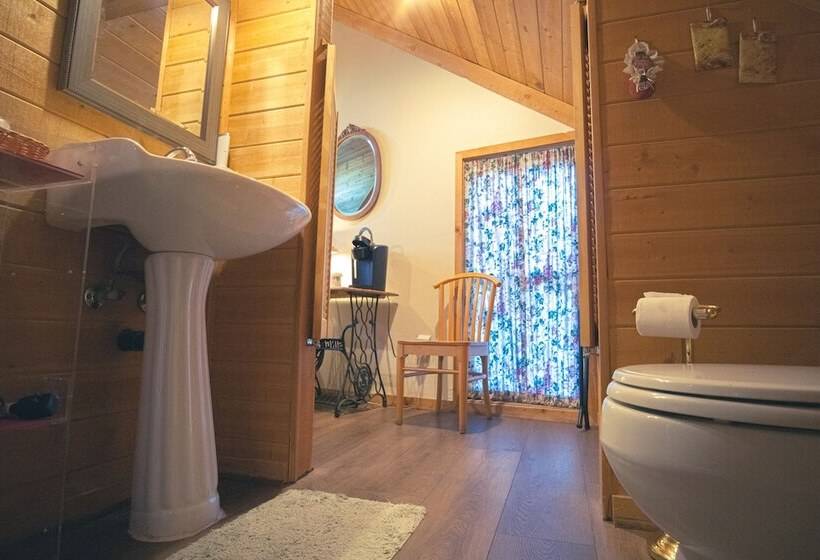 酒店 Tucker Peak Lodge