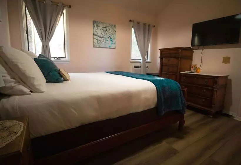 هتل Tucker Peak Lodge