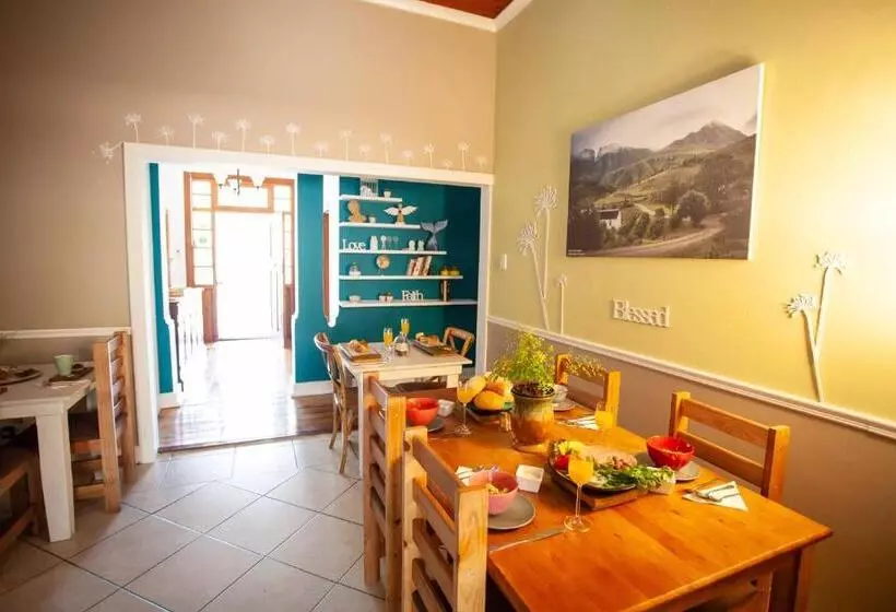 ペンション Flametree Guesthouse