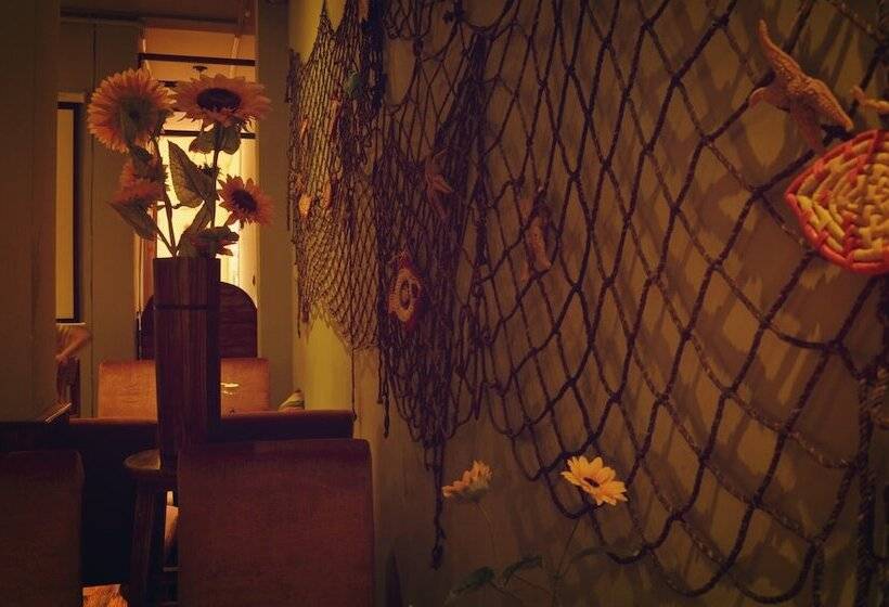 Qingdao Yuezhu Topic Hostel