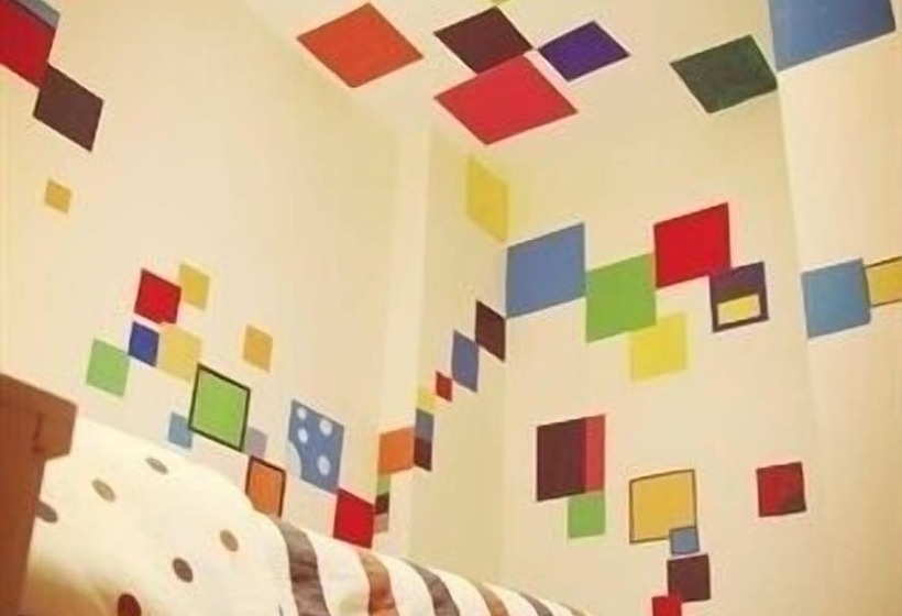 Qingdao Yuezhu Topic Hostel