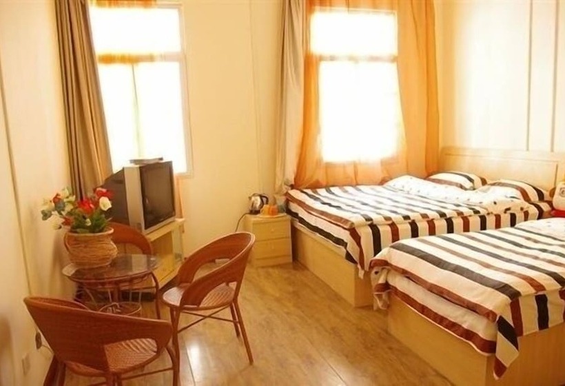 Qingdao Yuezhu Topic Hostel