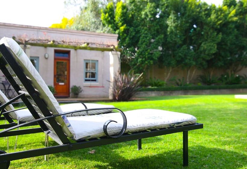 Babette Bed And Breakfast