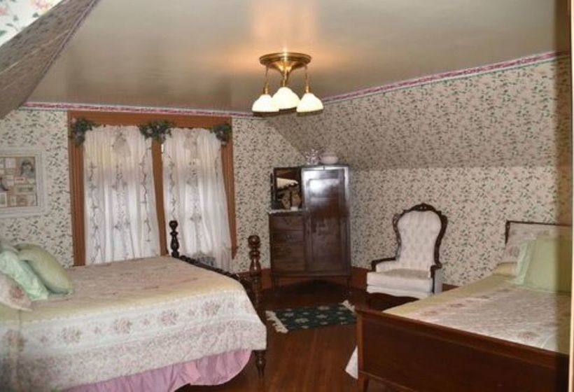 مبيت وإفطار Charles Nelson Schmick House