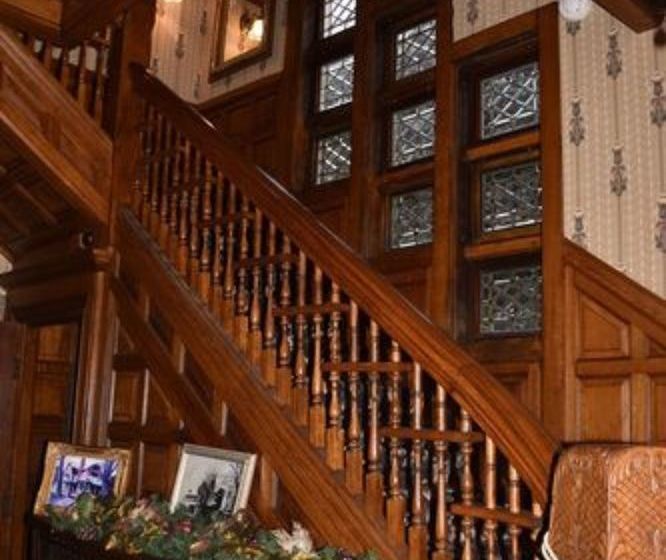 مبيت وإفطار Charles Nelson Schmick House