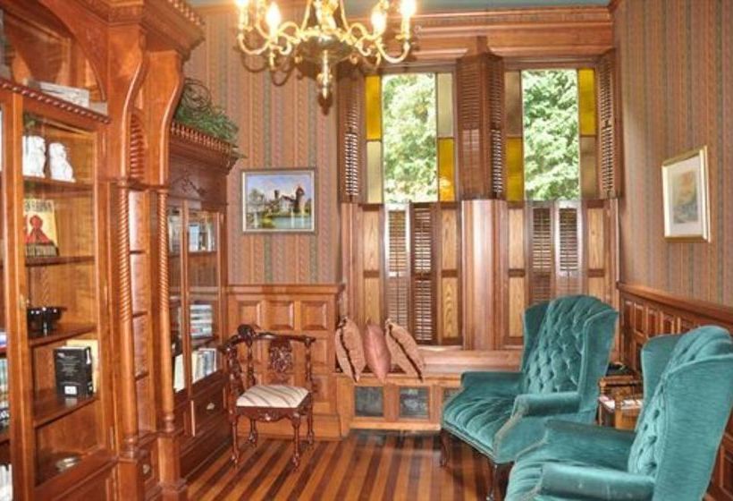 مبيت وإفطار Charles Nelson Schmick House