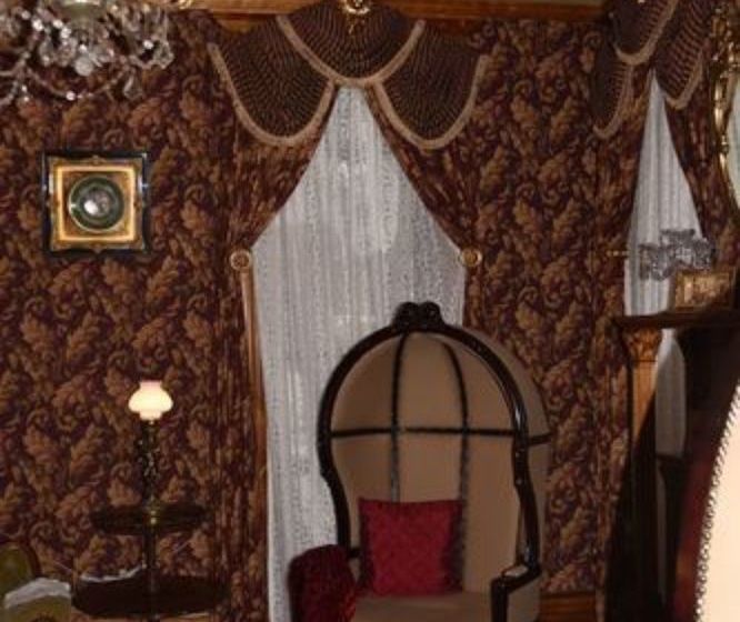 مبيت وإفطار Charles Nelson Schmick House