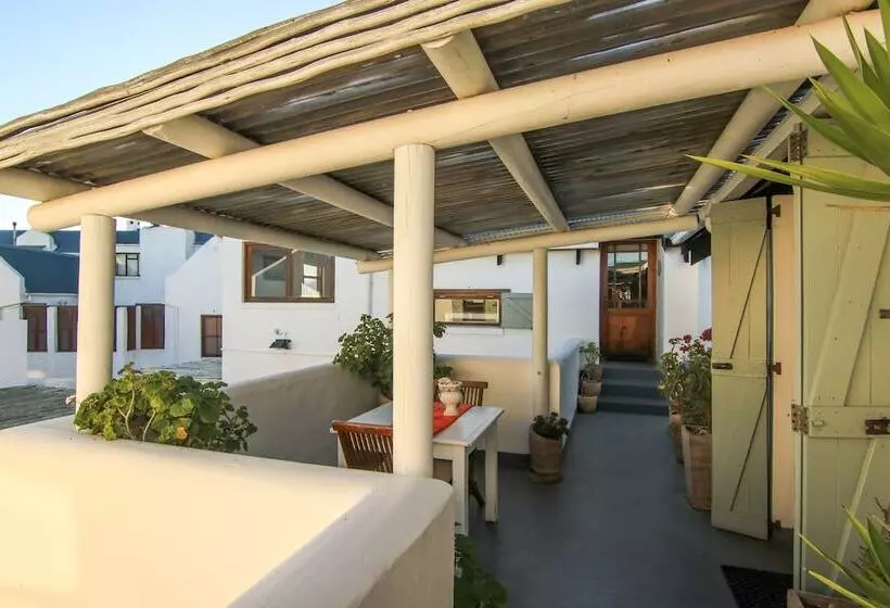 Aamiaismajoitus (B&B) Paternoster Manor