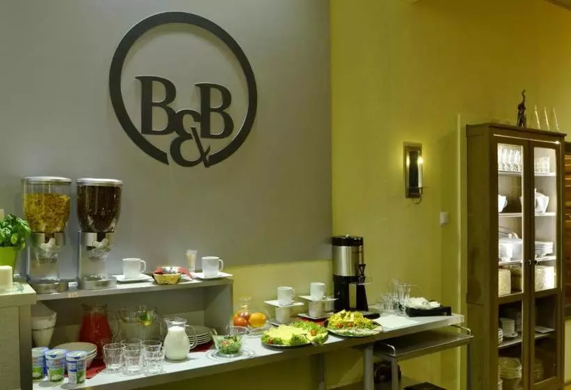 ホテル Bed&breakfast Mikunda