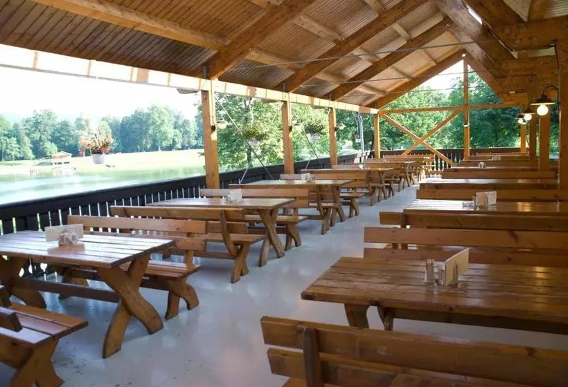ホテル Gasthof Röck