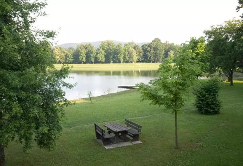 ホテル Gasthof Röck