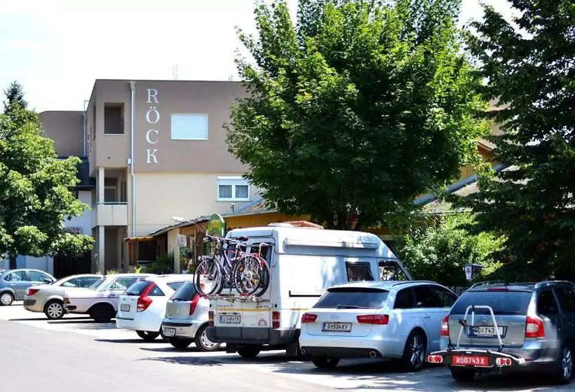 ホテル Gasthof Röck