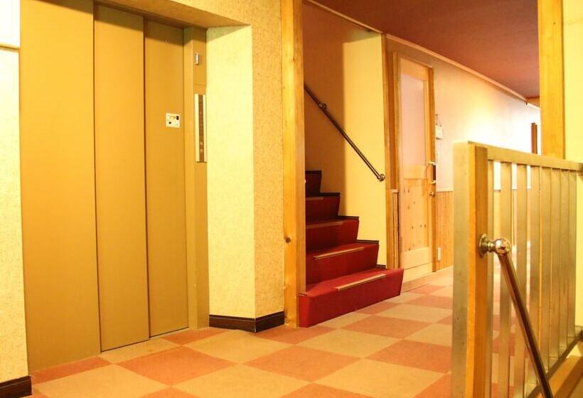 בית מלון כפרי Kaneki