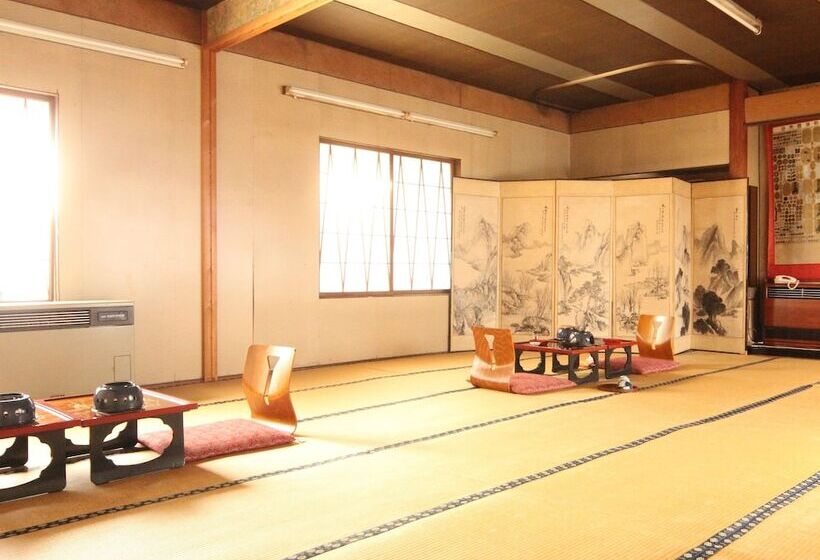 בית מלון כפרי Kaneki