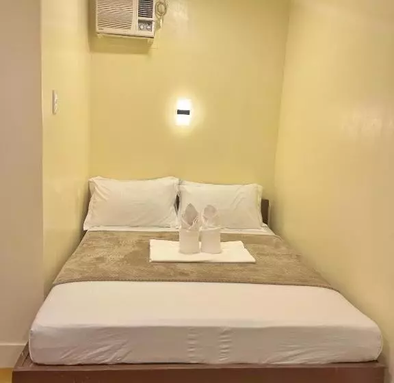 ホテル Zuric Pension House