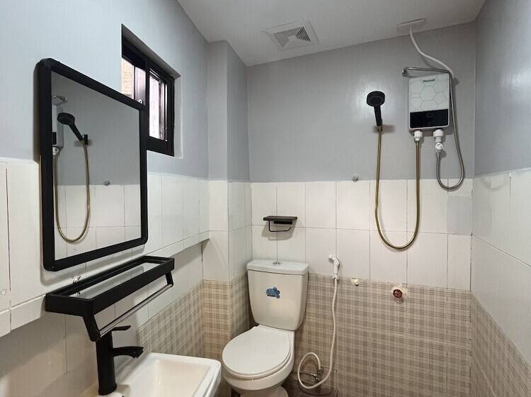 호텔 Zuric Pension House