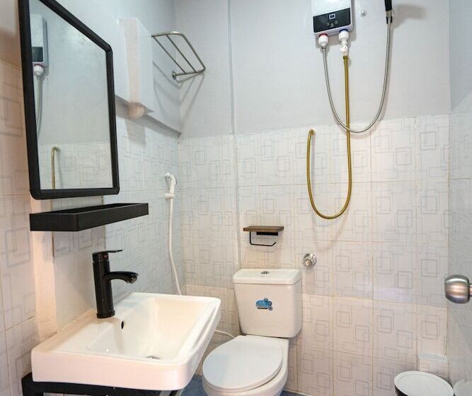 호텔 Zuric Pension House