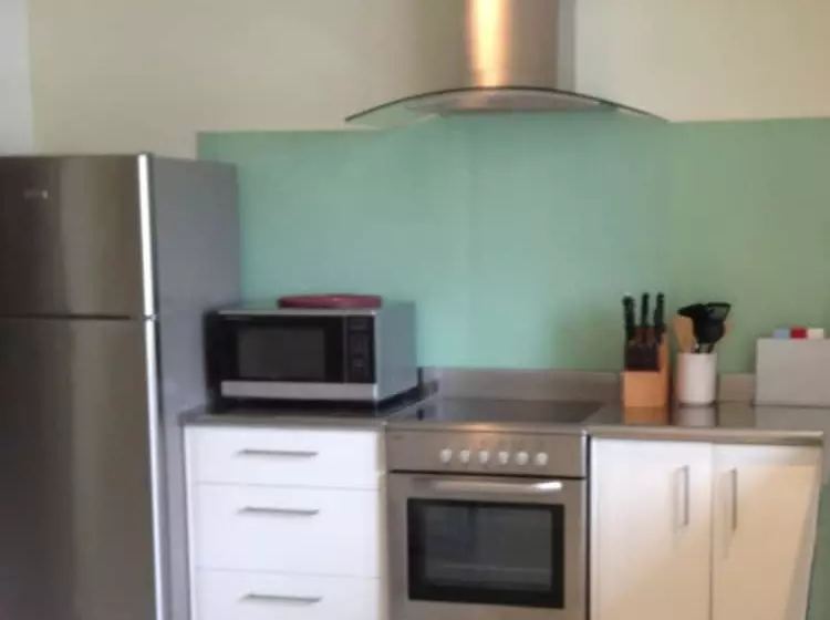 Montville Suites