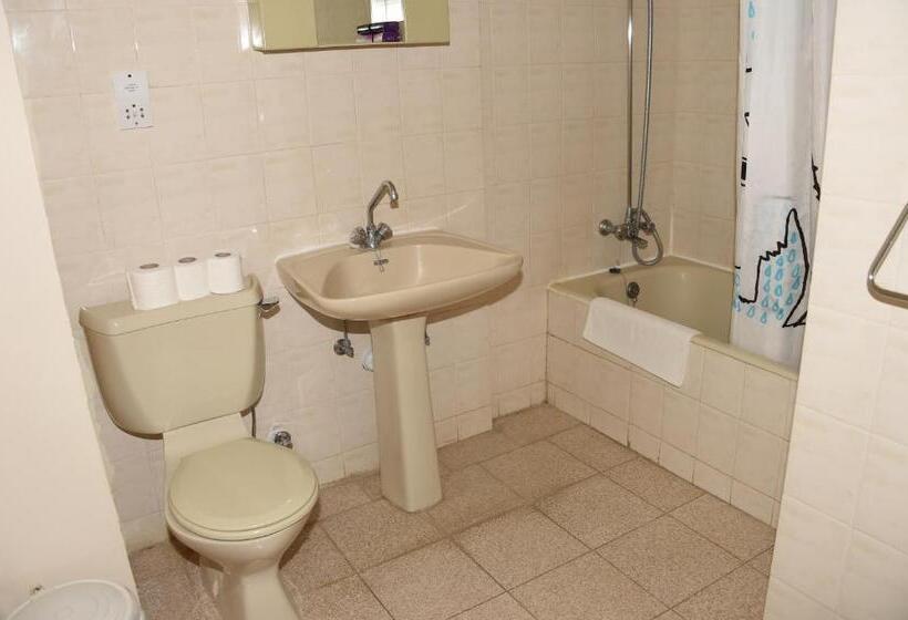 Odysseas & Eleni Hotel Apartments