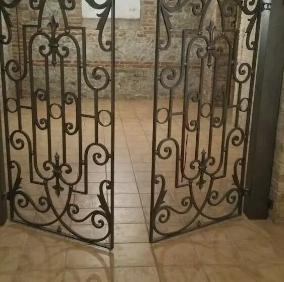 پانسیون L Antica Caserma
