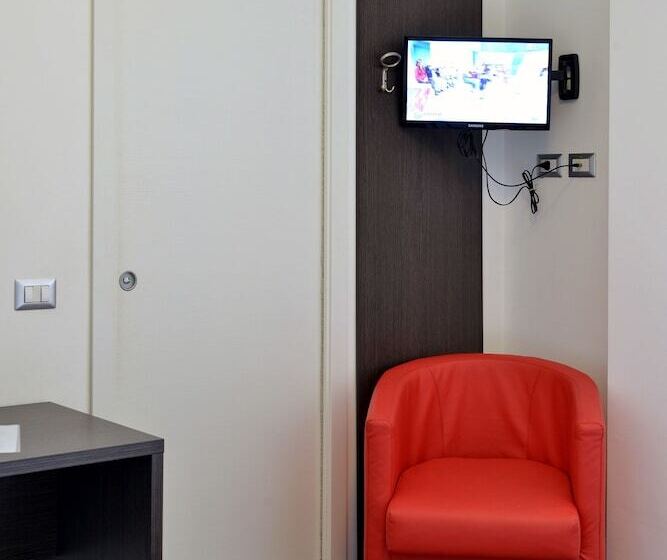 پانسیون L Antica Caserma