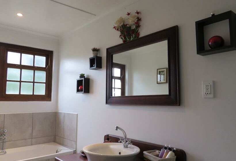 بنسيون Langeberg Guest Lodge