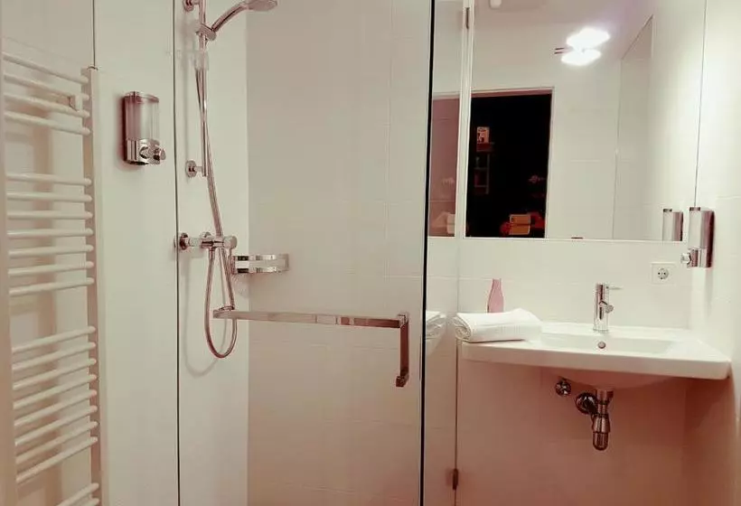 هاستل Kaisers Inn The Apartment